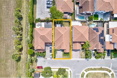 1023 NW 100th Ave, Miami, FL 33172 - Photo 32