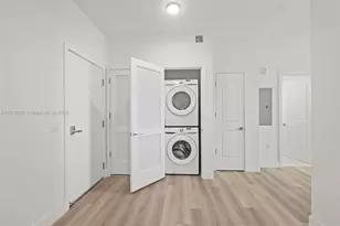 101 Diplomat Pkwy, Hallandale Beach, FL 33009 - Photo 10