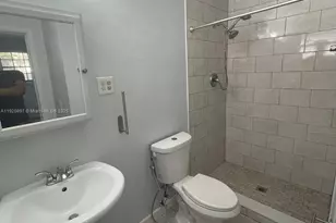 540 NE 180th Dr, North Miami Beach, FL 33162 - Photo 8