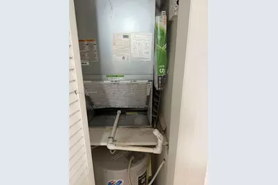 6960 Miami Gardens Dr #2-225, Hialeah, FL 33015 - Photo 16