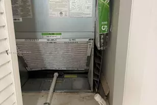 6960 Miami Gardens Dr, Hialeah, FL 33015 - Photo 16