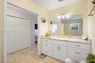 142 NW 10th Ct, Boynton Beach, FL 33426 - Photo 22
