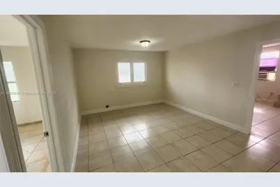 829 SW 3rd St, Miami, FL 33130 - Photo 18