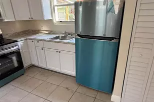 829 SW 3rd St, Miami, FL 33130 - Photo 2