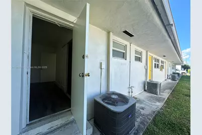 2436 Van Buren St #13, Hollywood, FL 33020 - Photo 18