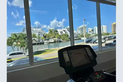 400 Kings Point Dr #411, Sunny Isles Beach, FL 33160 - Photo 22