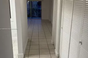 1638 Embassy Dr, West Palm Beach, FL 33401 - Photo 14