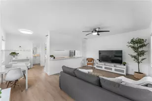 815 Middle River Dr, Fort Lauderdale, FL 33304 - Photo 2