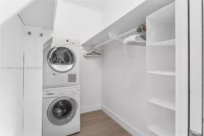 815 Middle River Dr #218, Fort Lauderdale, FL 33304 - Photo 10