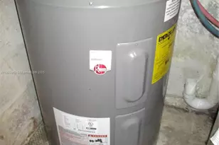 9750 Dominican Dr, Cutler Bay, FL 33189 - Photo 8