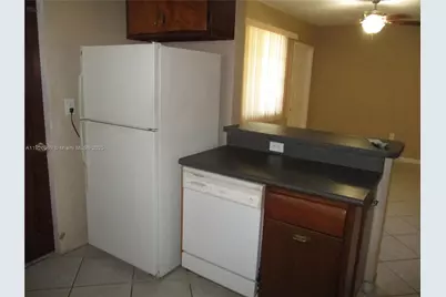 9750 Dominican Dr, Cutler Bay, FL 33189 - Photo 6