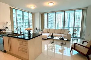 79 SW 12th St, Miami, FL 33130 - Photo 2