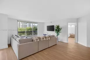 19101 Mystic Pointe Dr, Aventura, FL 33180 - Photo 14