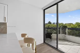 19101 NE Mystic Pointe Dr, Aventura, FL 33180 - Photo 8