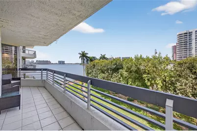 19101 Mystic Pointe Dr #402, Aventura, FL 33180 - Photo 46