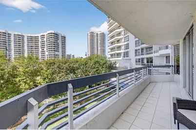 19101 Mystic Pointe Dr #402, Aventura, FL 33180 - Photo 34