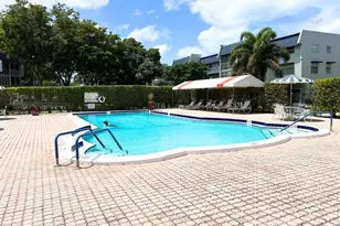 7787 Golf Cir Dr, Margate, FL 33063 - Photo 42