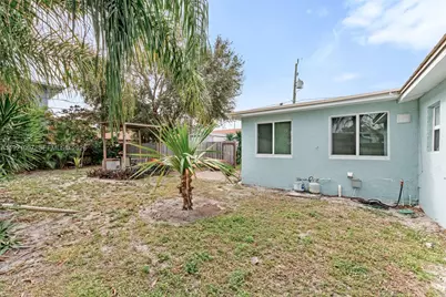 112 Milton St #114, Lantana, FL 33462 - Photo 20