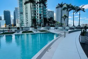 90 SW 3rd St, Miami, FL 33130 - Photo 8