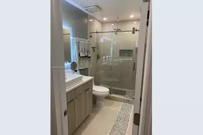 428 N Crescent Dr, Hollywood, FL 33021 - Photo 12