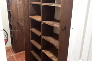 635 SW 64th Ct, Miami, FL 33144 - Photo 22