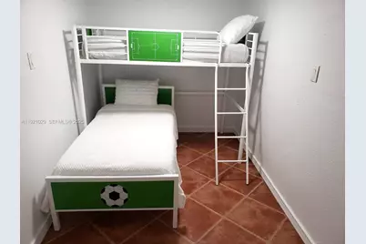 635 SW 64th Ct, Miami, FL 33144 - Photo 28