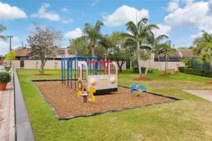 12393 NW 12th Ct, Pembroke Pines, FL 33026 - Photo 26