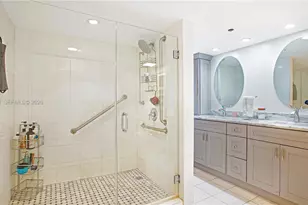 19707 Turnberry Way, Aventura, FL 33180 - Photo 20