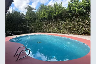 3617 Cleveland St #-, Hollywood, FL 33021 - Photo 14