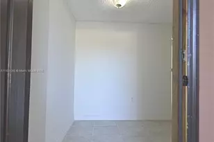 7625 SW 106th Ave, Miami, FL 33173 - Photo 4