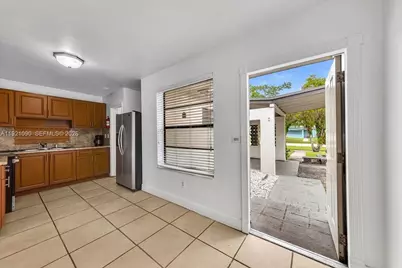 4710 NW 12th St, Lauderhill, FL 33313 - Photo 10