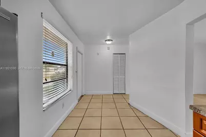 4710 NW 12th St, Lauderhill, FL 33313 - Photo 12
