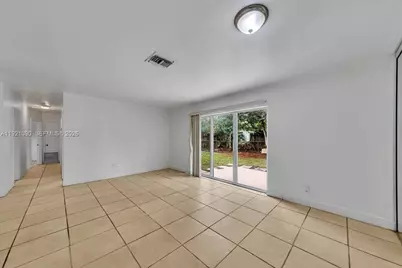 4710 NW 12th St, Lauderhill, FL 33313 - Photo 22