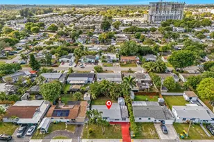 4917 SW 43rd Terrace, Dania Beach, FL 33314 - Photo 8