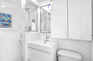 12545 Palm Rd, North Miami, FL 33181 - Photo 10