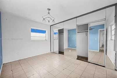 2614 W 8th Ct, Hialeah, FL 33010 - Photo 42