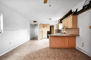 2614 W 8th Ct, Hialeah, FL 33010 - Photo 22