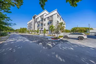 20 NE 19th Ave, Pompano Beach, FL 33060 - Photo 14