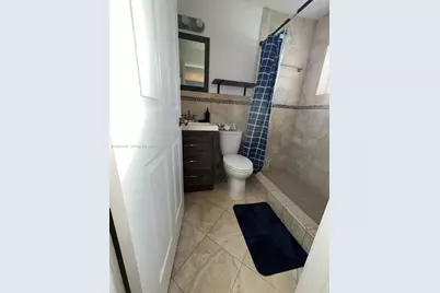 326 Wilson St #105, Hollywood, FL 33019 - Photo 12