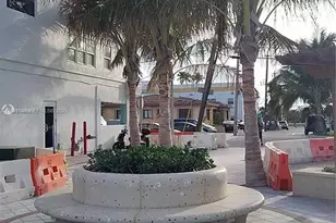 326 Wilson St, Hollywood, FL 33019 - Photo 26