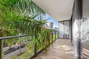 121 NE 34th St, Miami, FL 33137 - Photo 22