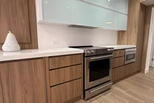 20191 E Country Club Dr, Aventura, FL 33180 - Photo 2