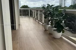 20191 E Country Club Dr, Aventura, FL 33180 - Photo 24