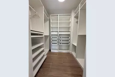 20191 E Country Club Dr #504, Aventura, FL 33180 - Photo 14