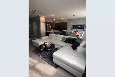 3378 W 100th Ter #3378, Hialeah, FL 33018 - Photo 12