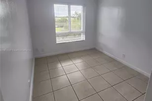 11140 SW 196th St, Cutler Bay, FL 33157 - Photo 10