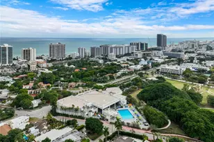 2870 Pine Tree Dr, Miami Beach, FL 33140 - Photo 46