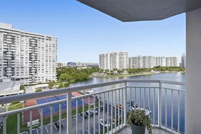 18071 Biscayne Blvd #802, Aventura, FL 33160 - Photo 6
