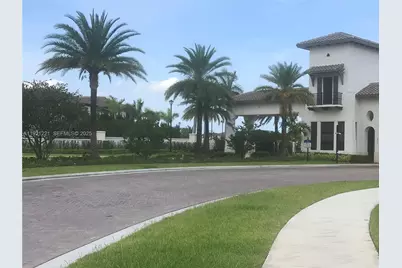 9399 W 33rd Ln, Hialeah, FL 33018 - Photo 50