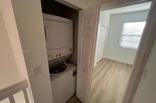 9399 W 33rd Ln, Hialeah, FL 33018 - Photo 44